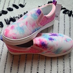 NWOT pastel SO slip on girls' shoes